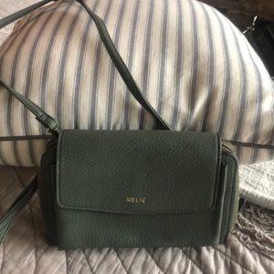 New Relic by Fossil Green crossbody/wristlet, sm